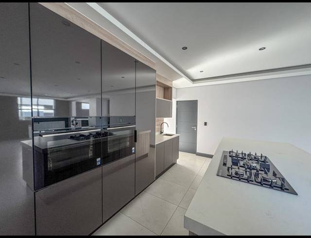 4 BEDROOM HOUSE FOR SALE IN FOUNTAINBROOK ESTATE
